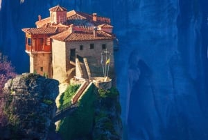 Von Athen aus: Ausflug nach Meteora, zu den Klöstern und zur Theopetra-Höhle