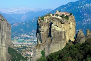 Excursión a los Monasterios de Meteora desde Atenas