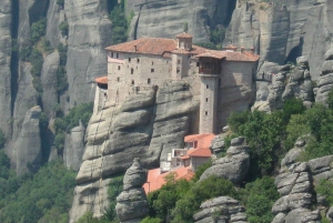 Excursão particular de 1 dia a Meteora saindo de Atenas e excursão com áudio gratuita