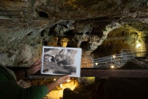 Mosteiros de Meteora e Gruta de Theopetra de 130 000 a.C.
