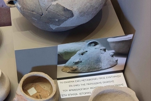 Mosteiros de Meteora e Gruta de Theopetra de 130 000 a.C.