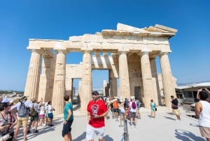 Vom Hafen von Piräus: Rundgang zum Parthenon und zum Akropolis-Museum