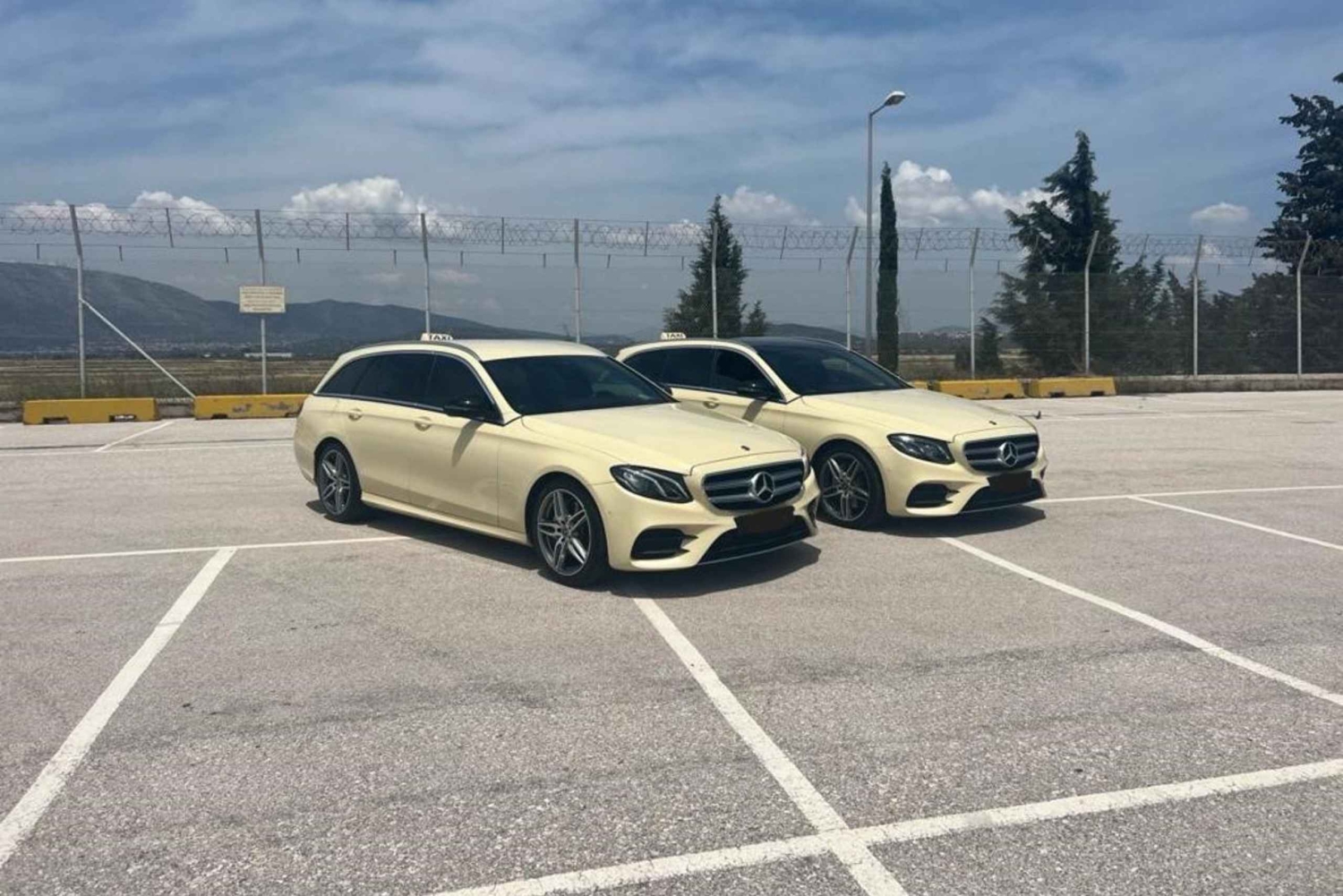 Traslado privado do porto do Pireu para o aeroporto de Atenas