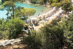 Insel Poros: Tagestour ab Athen mit Schwimmen