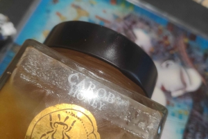 Dégustation de miel grec de première qualité avec du yaourt et plus encore