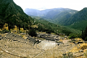 Private 2-Day Tour to Delphi, Meteora & Thermopylae