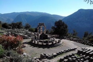 Excursão privada de 2 dias a Delfos, Meteora e Termópilas