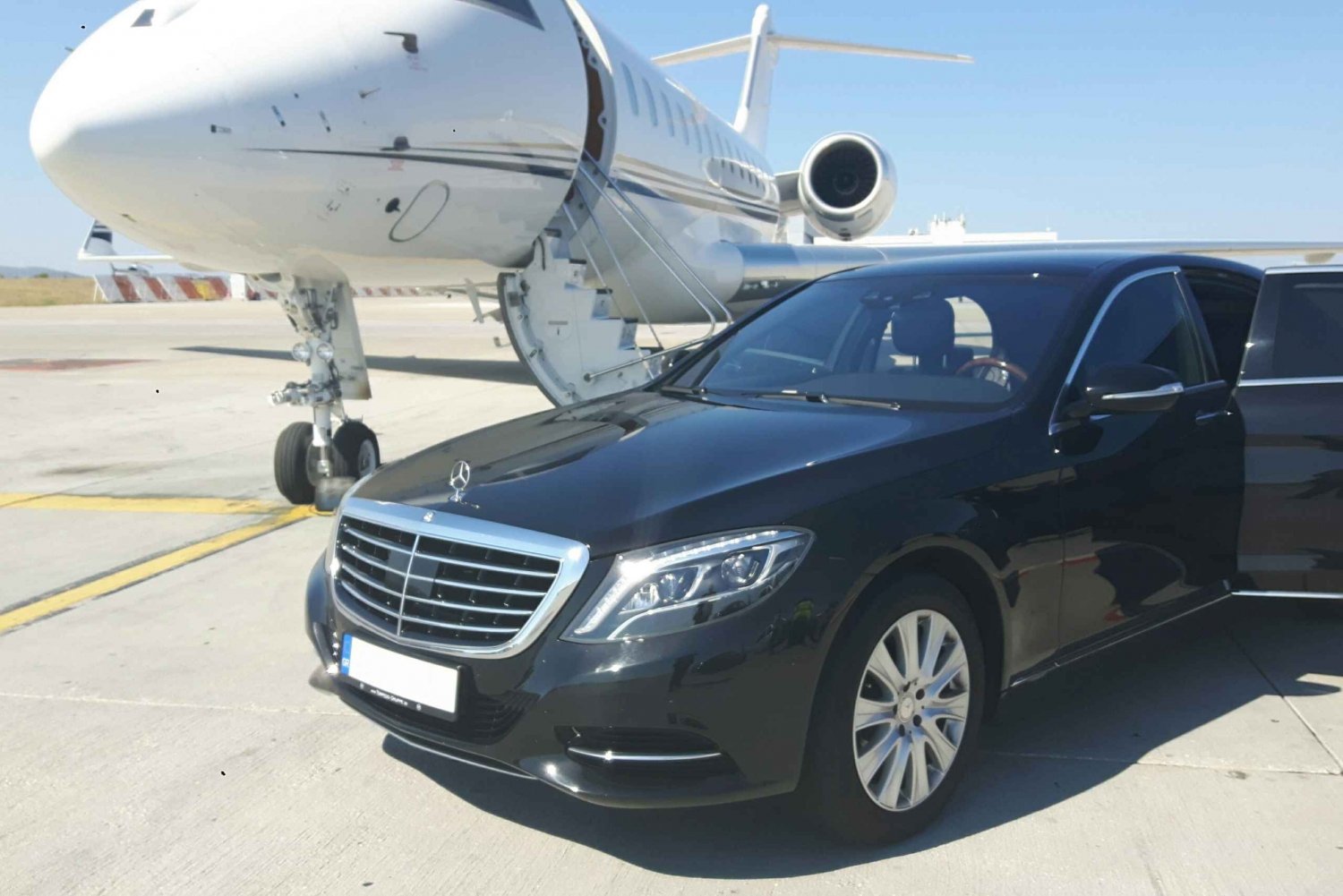 Athens: Private Athens Airport Transfer to Voula/Vouliagmeni