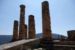 Z Aten: Prywatna wycieczka 1-dniowa z przewodnikiem po Delfach i Termopilach