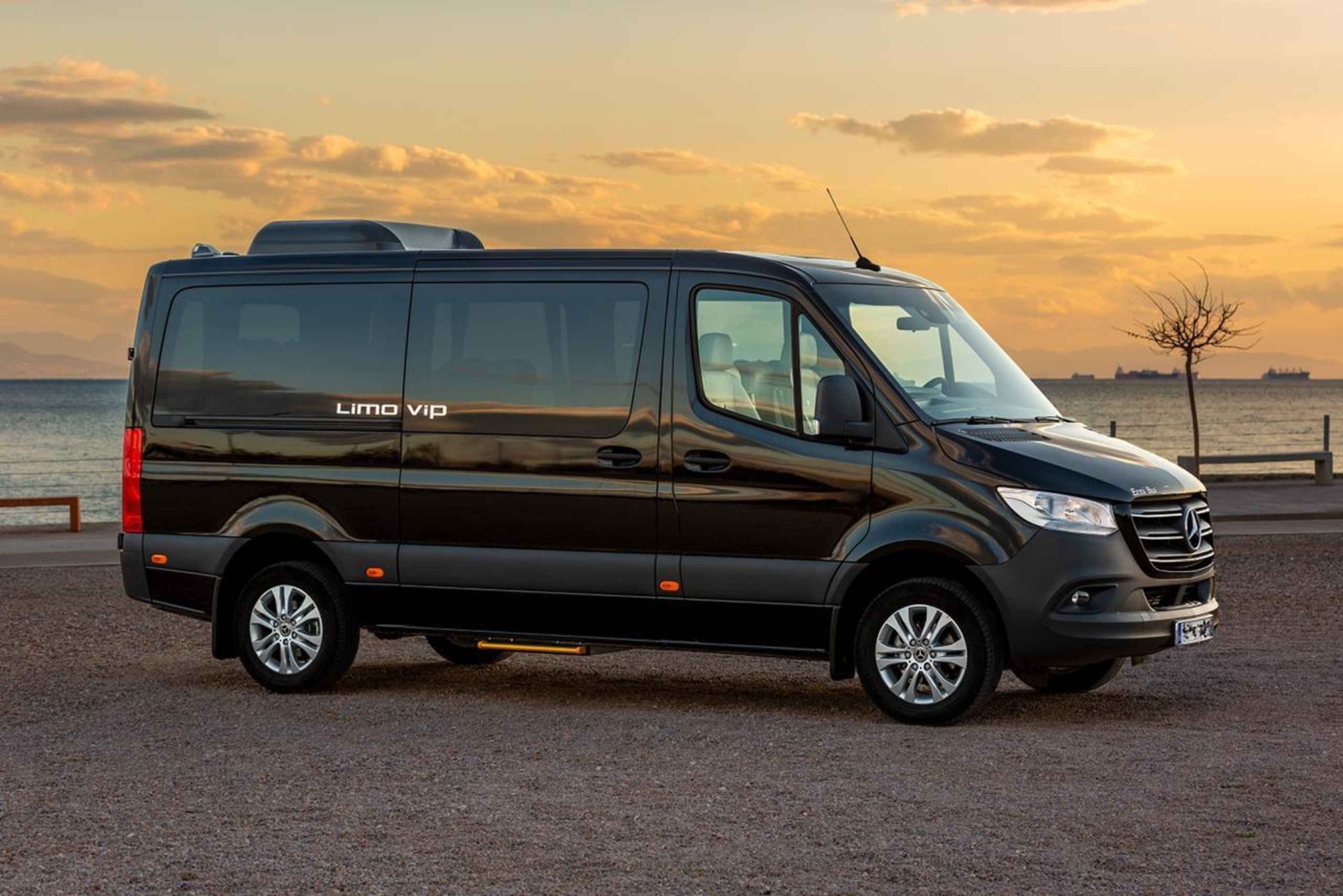 Privater Transfer zwischen dem Flughafen Athen und der Stadt Athen