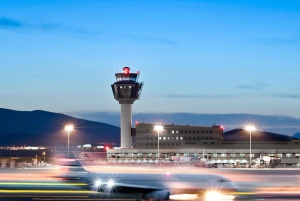 Prywatny transfer między lotniskiem w Atenach a hotelami w Atenach