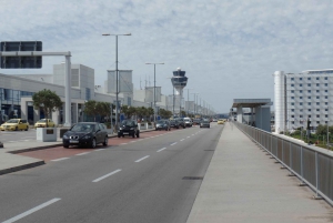 Private transfer between Athens Airport and Piraeus port