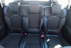 Privat transport mellom flyplassen i Athen og havnen i Pireus