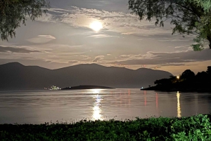 アテネセンターからピレウス港までのプライベート・トランスファー。