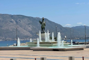 アテネセンターからピレウス港までのプライベート・トランスファー。