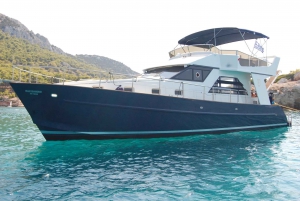 Private Yacht Cruise on the Athens Riviera