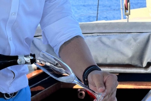 Segeln und Gastronomie an der Riviera von Athen