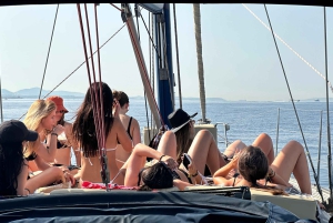 Segeln und Gastronomie an der Riviera von Athen