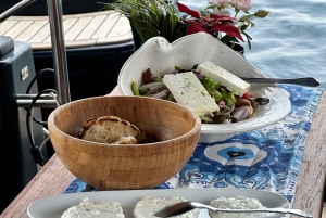 Segeln und Gastronomie an der Riviera von Athen