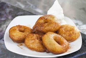 Signature Morning Walking Food Tour i Athen