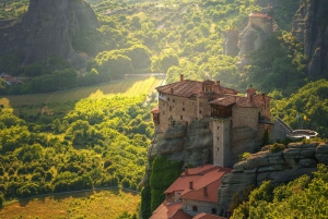 Theopetra-grottan 130 000 f.Kr. och Meteora-klostren