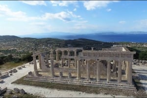 Matka Aeginaan majoituksella. 2 päivän matka.