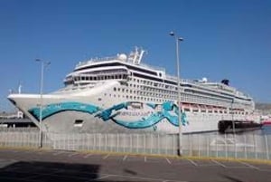 Transfer z/do portu w Pireusie i hotelu w centrum Aten