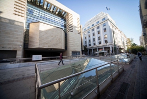 Visita de orientação inesperada a Atenas