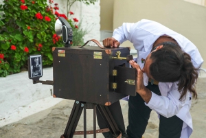 Vintage photoshooting with a box camera