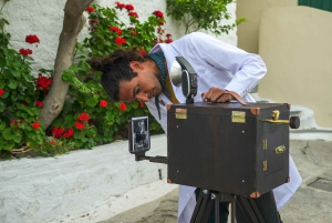 Vintage photoshooting with a box camera