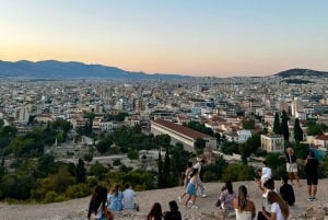 古代と現代のアテネを散策しましょう。