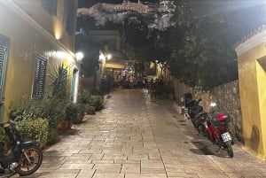 古代と現代のアテネを散策しましょう。