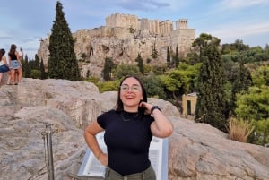 古代と現代のアテネを散策しましょう。