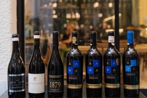 Vin og mat i Psyche Wine bar, nær Syntagma