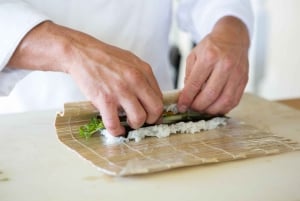 Atlanta : cours de cuisine sur la préparation des sushis avec un chef local