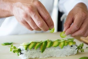 Atlanta : cours de cuisine sur la préparation des sushis avec un chef local