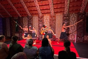 Auckland : visite en petit groupe de deux jours dans la baie des Îles avec croisière