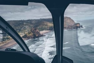 Auckland: 36 min scenic helicopter flight - Coast to Coast