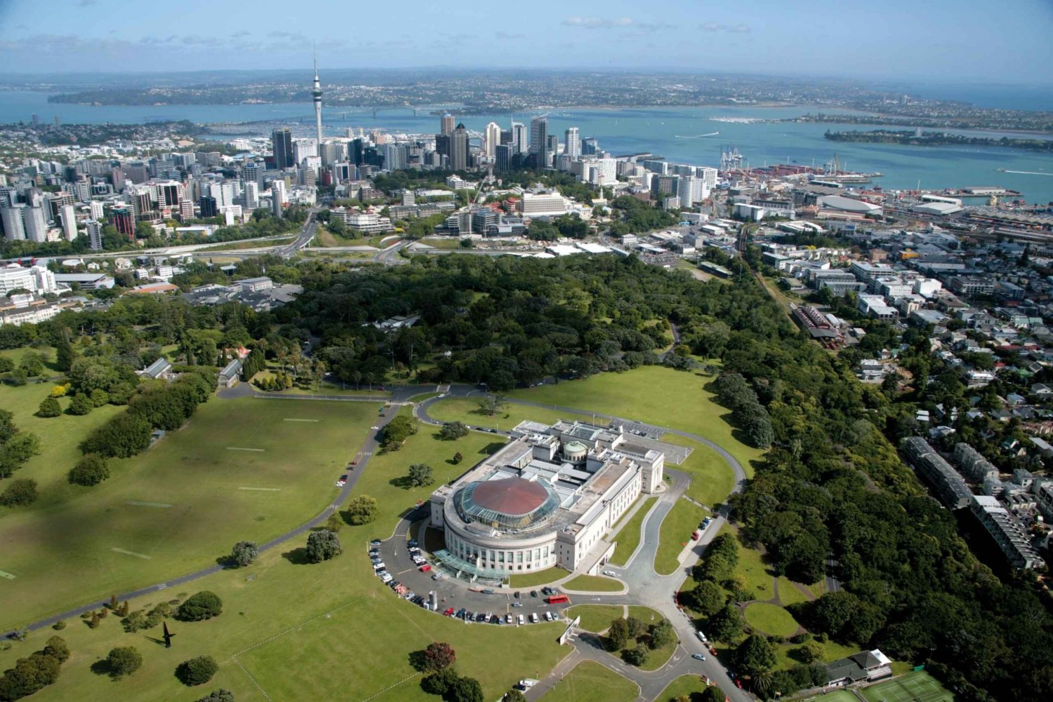 Auckland City Small Group Morning Discovery Tour