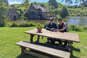 Auckland Day Trip: Explore Hobbiton’s Magic & Vintage Cars