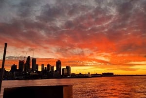 Auckland: Aftenkrydstogt med kanapéer og drikkevarer