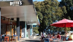 Bette's Bar and Eatery