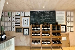 From Auckland: Waiheke Island Wineries' Tour