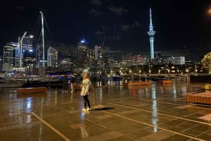 Privé-avondtour door Auckland, bezoek aan de Sky Tower en museum