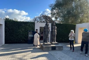 RUAKURI CAVE & HAMILTON GARDENS-PRIVATE TUR FRA AUCKLAND