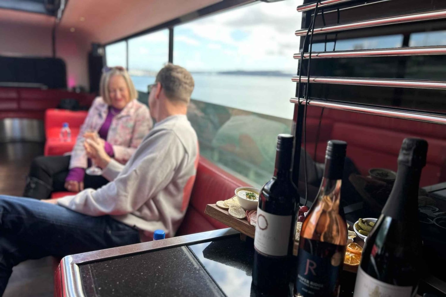 Waiheke Island: Opastettu viinimaistelu kaksikerroksisella bussilla