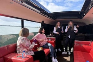 Waiheke Island: Opastettu viinimaistelu kaksikerroksisella bussilla