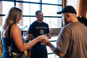 Waiheke Island: HEKE Distillery & Brewery Tour mit Verkostungen