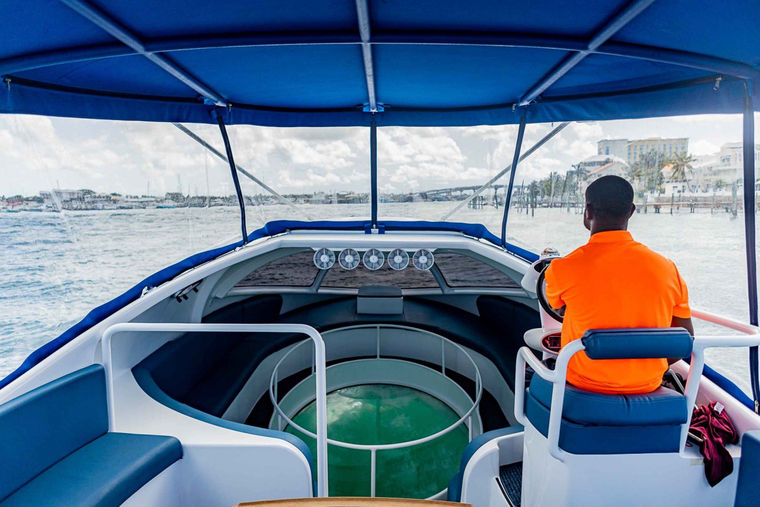 De Nassau: Passeio de barco com fundo de vidro em Paradise Island