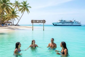 From Miami: Bimini or Grand Bahama Day Trip by Ferry